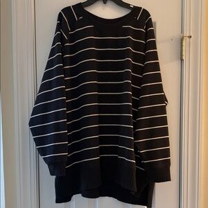 Black and White Striped oversized Sweatshirt